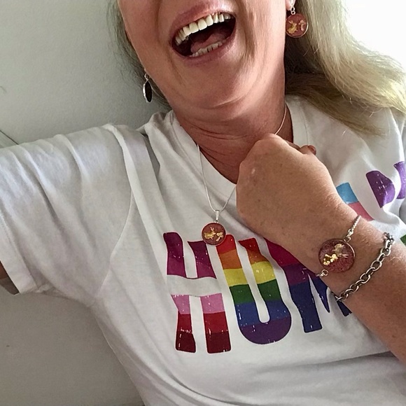 Meet your Posher, Stacy - Picture 3 of 16